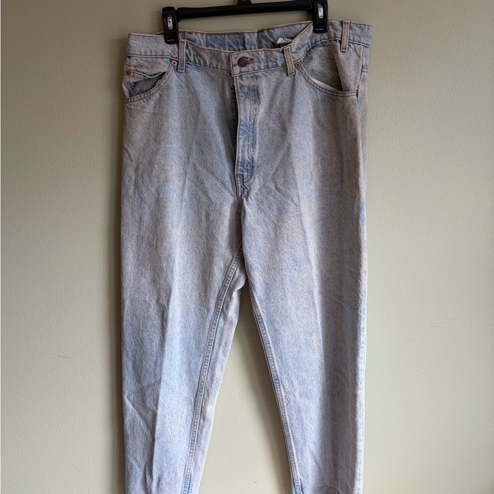 Vintage Levi’s Light Wash Men's Jeans - Classic Straight Fit